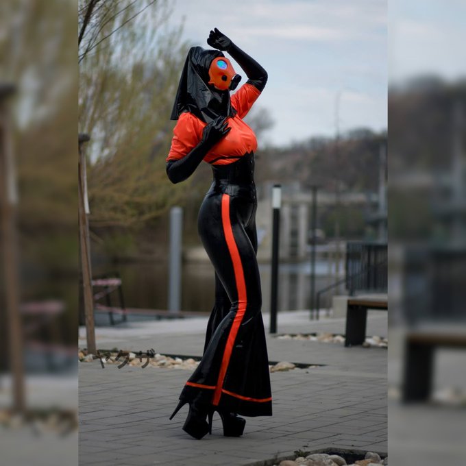 Gas mask and full coverage latex! That's how I like it🤭🧡 Full video on my Fanpage https://t.co/wONTE8HqpE or https://t<a href="/tag/latex"class="tags"><span>#latex</span></a><a href="/tag/gasmask"class="tags"><span>#gasmask</span></a><a href="/tag/onlyfans"class="tags"><span>#onlyfans</span></a><a href="/tag/fansly"class="tags"><span>#fansly</span></a>