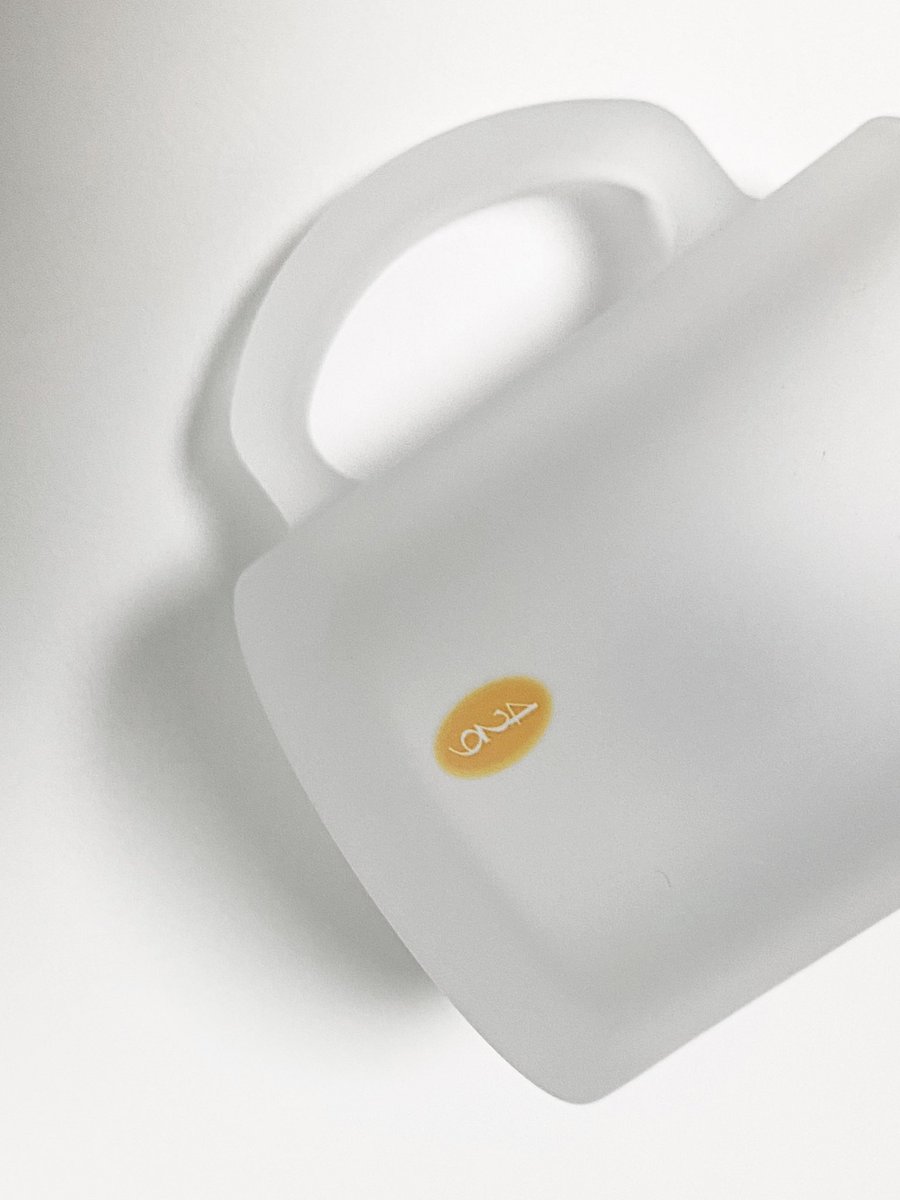 encat_z's tweet photo. 럭키 넘버 특전 머그컵입니다 ☕️

각 앞면/뒷면 사진입니다. https://t.co/yftK0mDLdf
