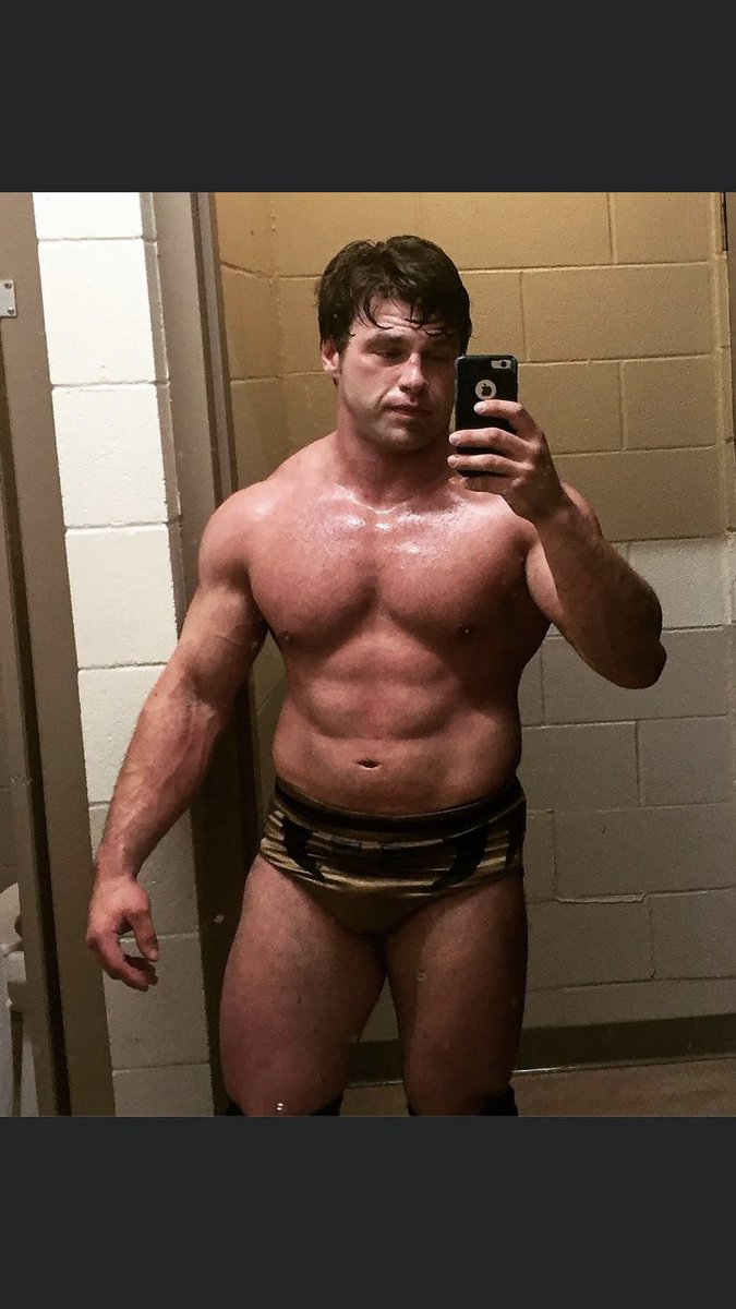 totalbeezsheez's tweet photo. In advice to promoters, Mike Davidson opined that certain talents belonged on posters based on how they looked to attract new fans @smacwrestling @JayceDArcy @lionwarriorab #Mentallo https://t.co/PdwE6Cf4vq which Indy wrestlers would you expect to be worthy of advertising? https://t.co/KnjlhyIfMw