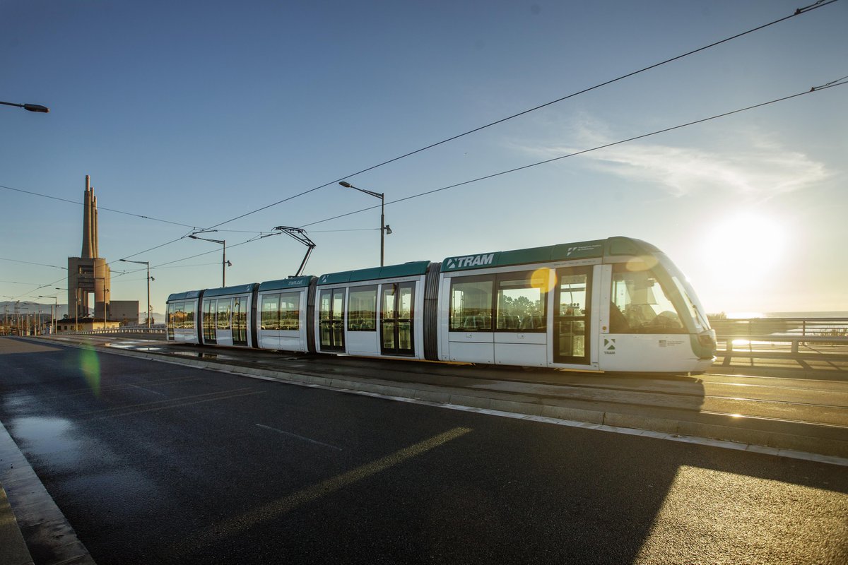TRAM_Barcelona's tweet photo. Ja heu llegit l'#InfoTRAM del mes d'abril? Hi trobareu:
📚 Entrevista a l'escriptora Alba Dalmau
🤝 Col·laboració de #TRAM amb @unicef_cat
🖋️ Autores i autors de La TRAMa 2022
🎁 Campanya d'aniversari de #TRAMS
🔗 https://t.co/zvu72n1goU https://t.co/hxFmzRtNej
