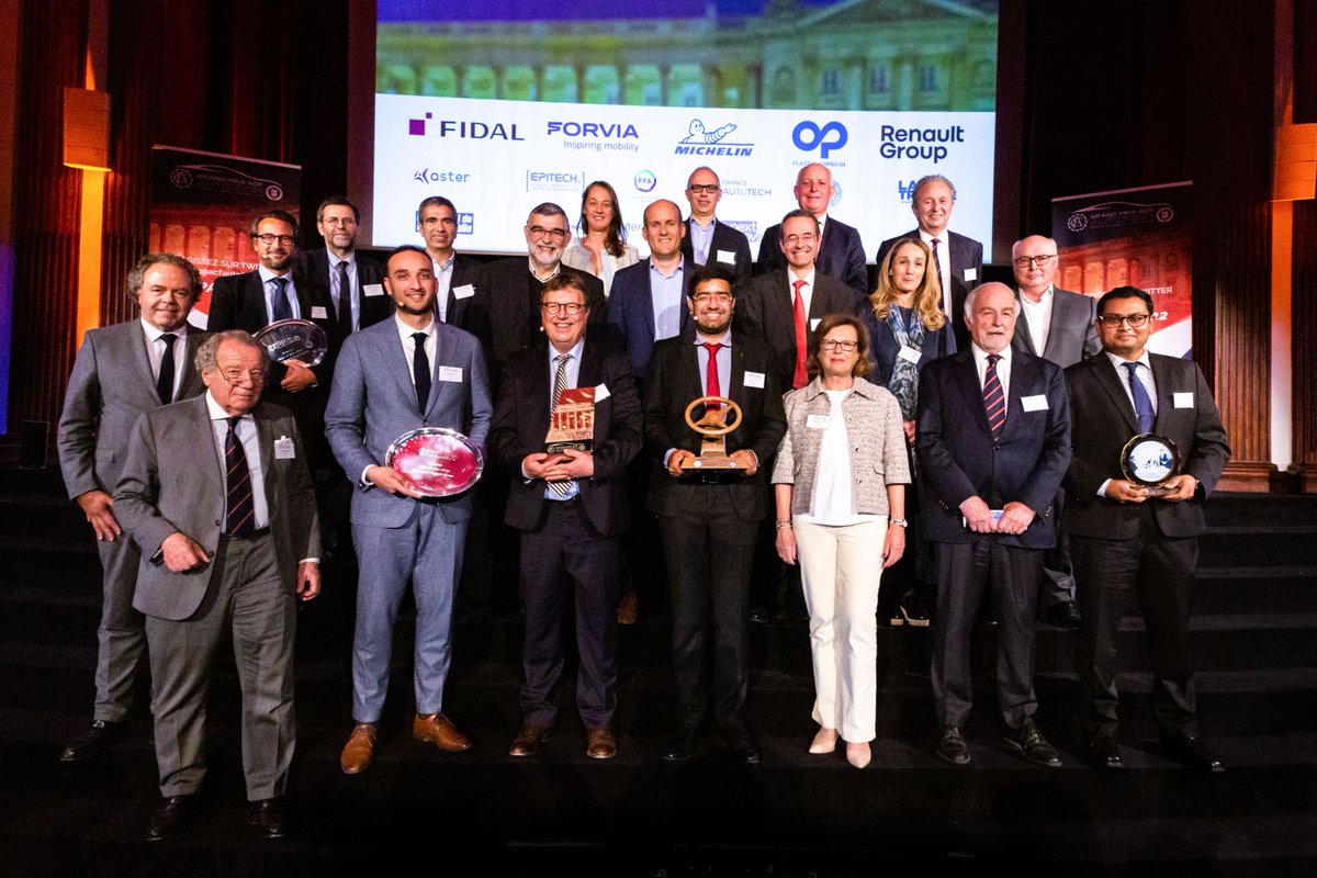 essecalumni's tweet photo. [🏆 COMPÉTITION] Co-pilotée par le Club ESSEC Automobile et l’Automobile Club de France, la finale du @gpacfautotech 2022 a consacré les startups #Geolith, @serinusLABS et #Racenergy.

🔎 Retour sur les moments forts de la soirée ⤵️
https://t.co/t3xm8954Ul https://t.co/nVQquWWjhK
