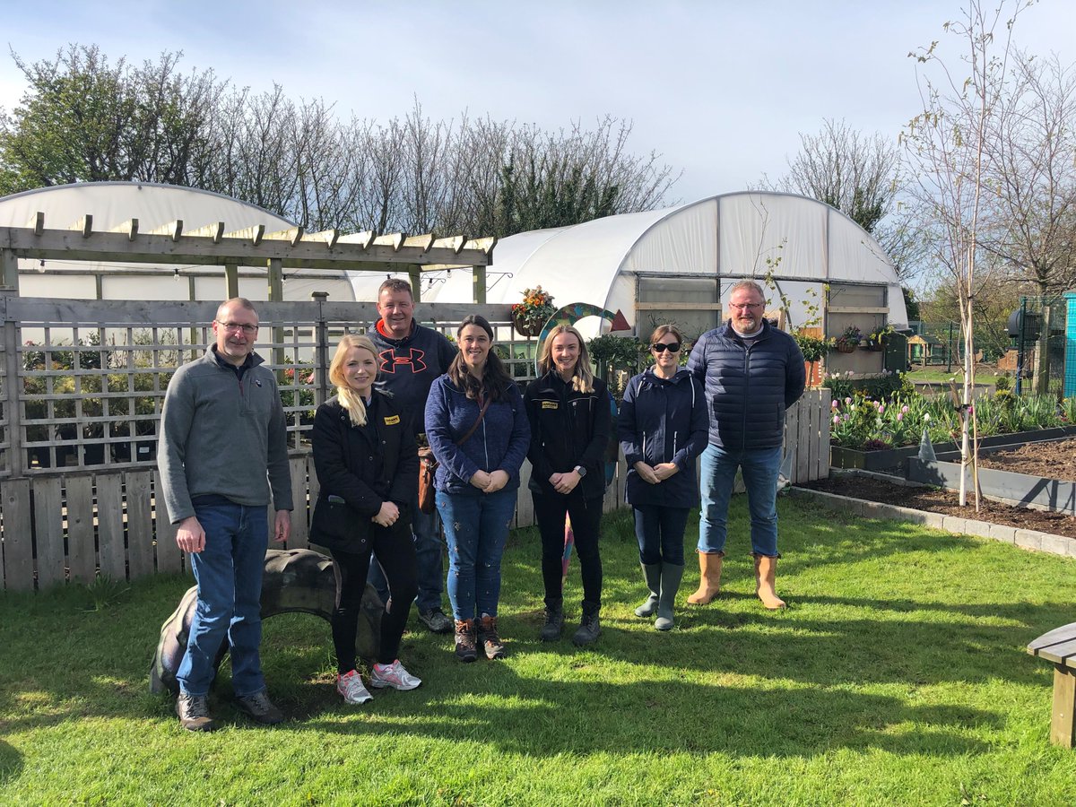 On Friday our team joined <a href="/bitcni/">BITC NI</a> to celebrate #EarthDay by volunteering in the gardens of Kilcreggan Urban Farm in Carrickfergus.

Team Farrans had a busy day:
1800 seedlings planted 🌱
1 pig sty painted 🐷
1 horse stable painted 🐴

#ESG #CSR #EarthDay2022 #InvestinourPlanet