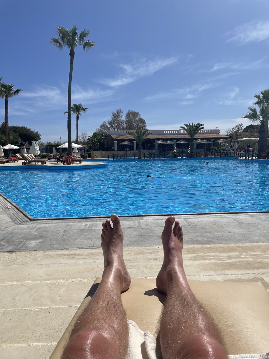 timmytravis's tweet photo. Monday mornings eh? https://t.co/eeWwowoSZU