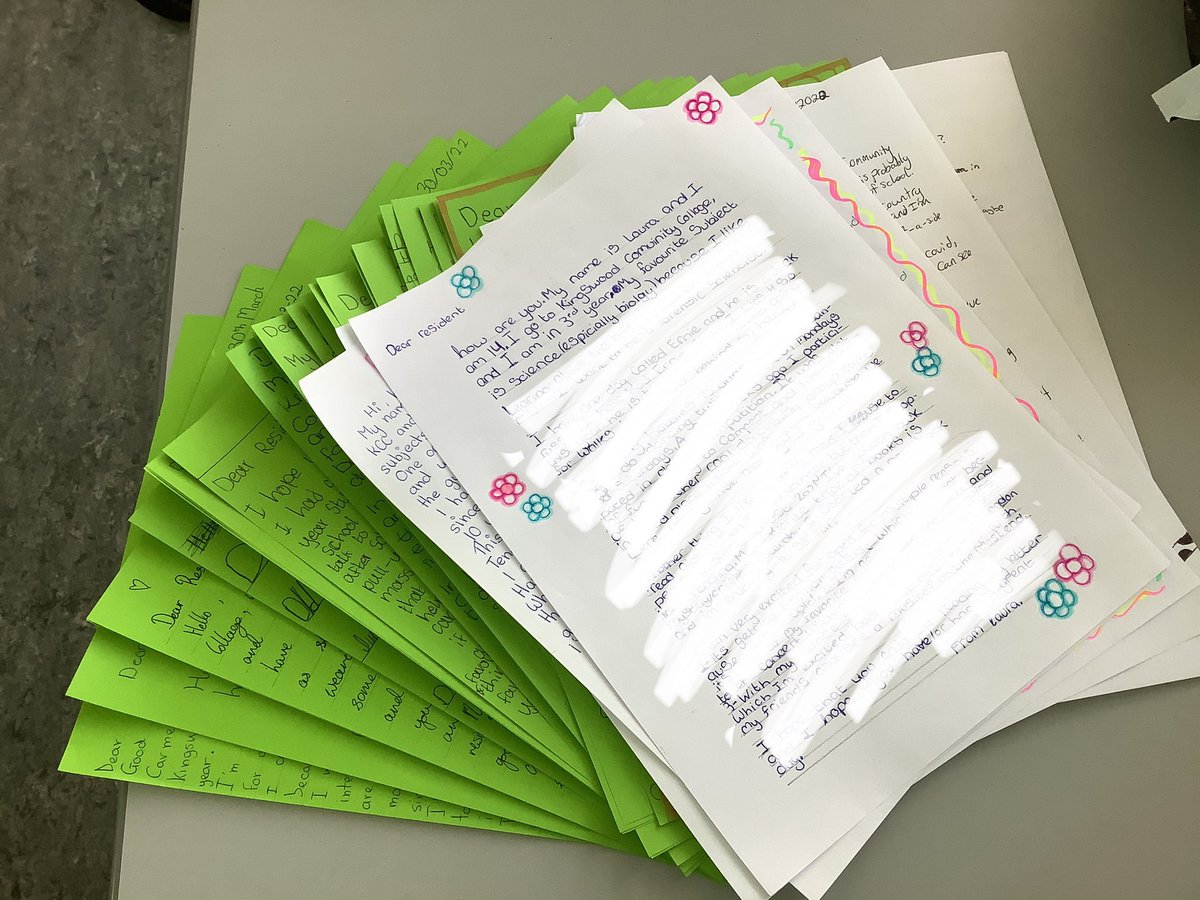 oide_carla's tweet photo. A selection of lovely letters written by 3rd year CSPE students @Kingswoodcc16 for their Action. These will be delivered to a local nursing home and we hope they will put a smile on the resident’s faces 😊📝 #cspe #localcitizens #globalcitizens #jct https://t.co/iDpbf0okTu