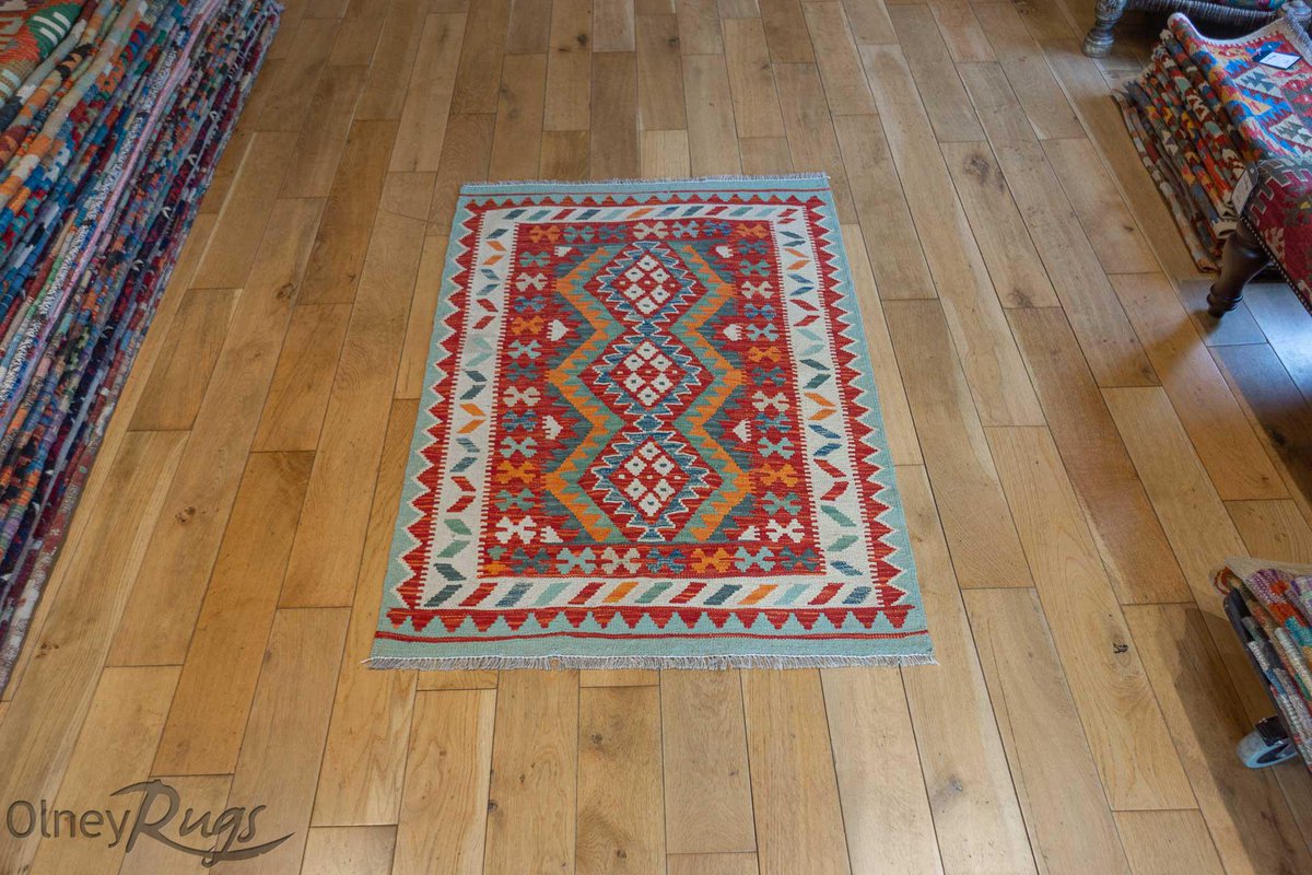OlneyRugShop's tweet photo. Hand Made Mazar Kilim from Afghanistan. Width: 85cm x Length: 123cm. 
Only £80 https://t.co/4FXUHmKQ2c
 Explore our lovely stock of Oriental Carpets at https://t.co/v4pZyCfXhP https://t.co/vds2rABRud
