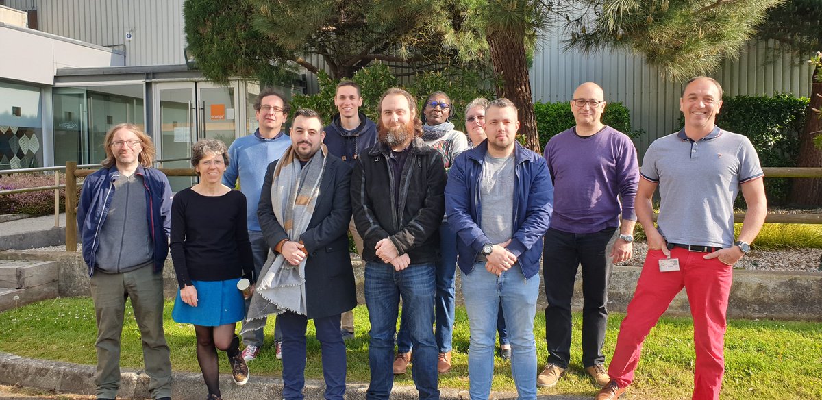 Accueil des stagiaires Simplon Data IA avec leurs encadrants sur le site Orange Innovation Lannion #lifeatorange #lifeatorangelannion <a href="/BellangerLione2/">Bellanger Lionel</a> <a href="/delphineescure/">Delphine Escure</a> <a href="/gillesbourdon/">Gilles Bourdon</a> <a href="/jlayec/">Jérôme Layec</a>