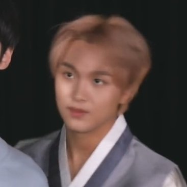 ihaecyou's tweet photo. two sides of lee haechan https://t.co/L3nP67PJHq
