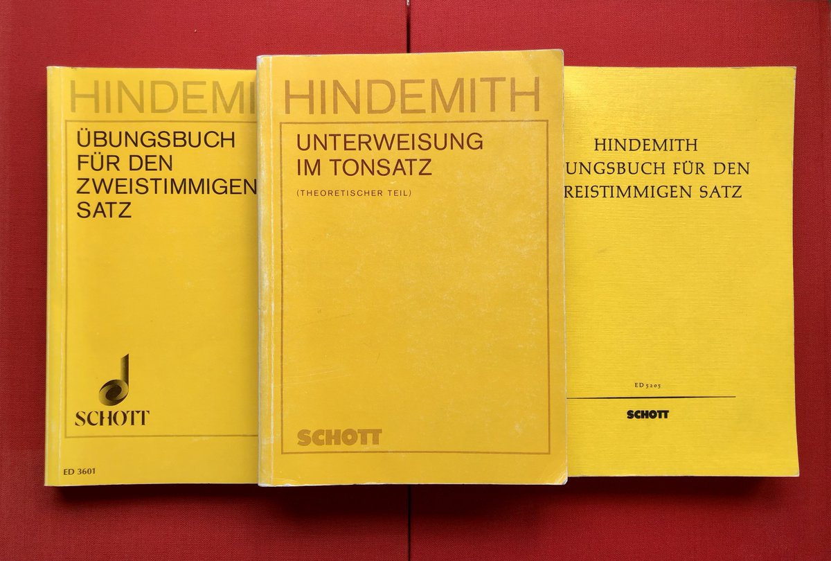 feinstruktur's tweet photo. Paul Hindemith: Unterweisung im Tonsatz. I Theoretischer Teil. Neue, erweiterte Auflage. Schott Mainz (1940).
Plus Übungsbücher zweistimmiger und dreistimmiger Satz

#hindemith #musictheory #aesthetics #poesis #music https://t.co/q9TFWuyWbb