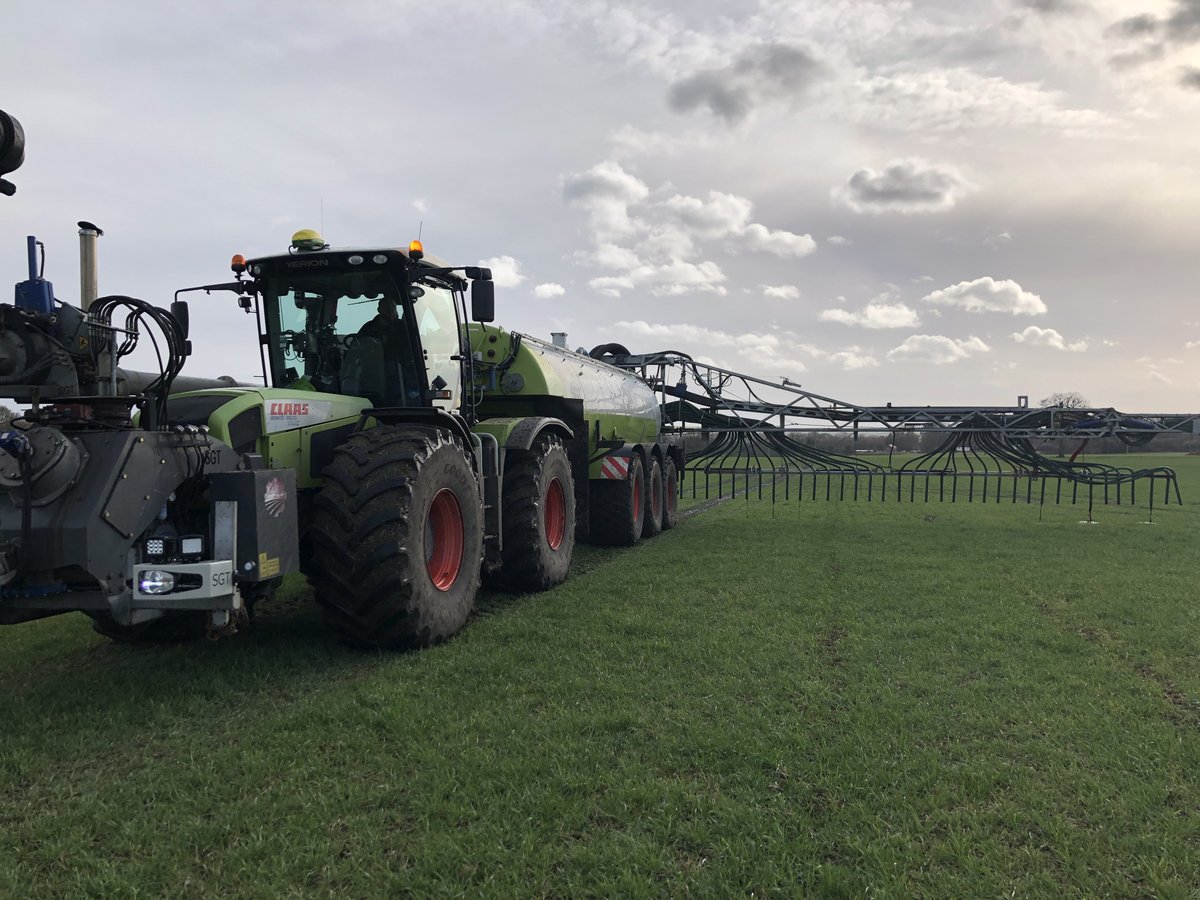FarolLtd's tweet photo. CLAAS Xerion retrofitted with John Deere StarFire GPS and SolSteer steering kit by George Wallace in our Farol technology department. Allowing the customer to have all the benefits of the system on their non-John Deere machine! 📡🛰️ #FarolTechnology #ConnectedMachine https://t.co/zK4JpNIP5k