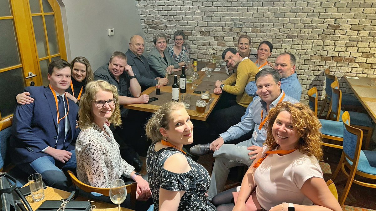 Plzeň v hojném počtu na #JEUS22 Děkujeme za bohatý odborný program. #uroczech <a href="/Urology_Plzen/">Dept of Urology Plzeň, CZ</a> <a href="/CUS_CLS_JEP/">ČUS #uroczech</a>