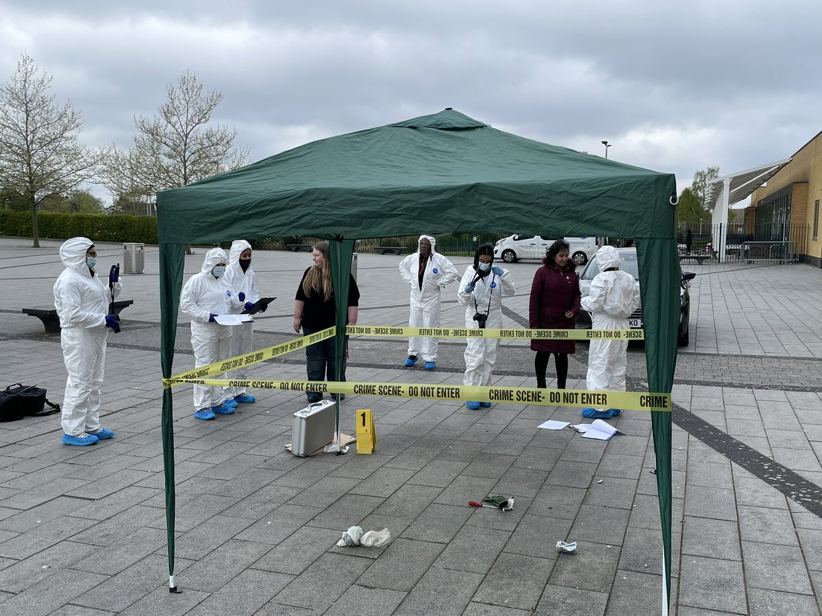 A great start to the <a href="/uniofbeds/">uniofbeds</a> Crime Scene Roadshow today with <a href="/Beds_SLS/">School of Life Sciences</a> Starting at <a href="/LutonSixthForm/">Luton Sixth Form College</a> Thank you for your great hospitality &amp; enthusiastic students.