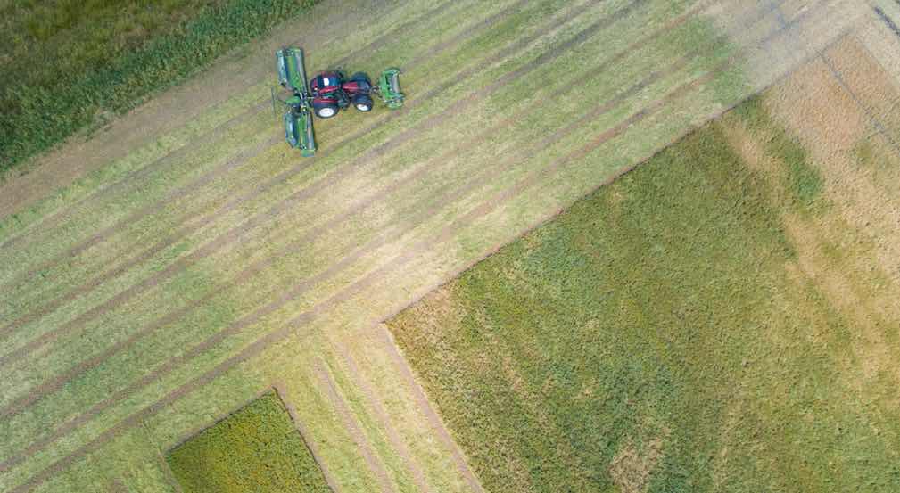 noticiasmaquina's tweet photo. Nueva función SmartTurn en tractores Valtra https://t.co/OGMUzTOnXJ #AGRÍCOLA #SmartTurn #tractores #Valtra https://t.co/fgoUUh1Dw7