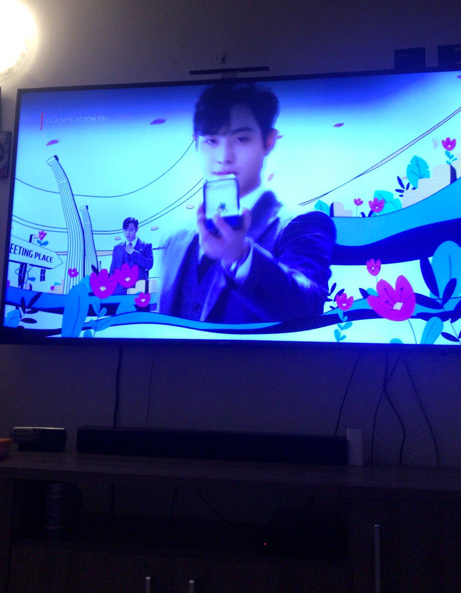 ny_love7's tweet photo. @BT21_ Listening to bts music and in love with the series and actors it was a rainy weekday 🌧. 🥛🍪🍿🍮🧃📺

#BT21 #weekend #weekendvibes #idealweekend #dayoff https://t.co/P5UNwbOed8