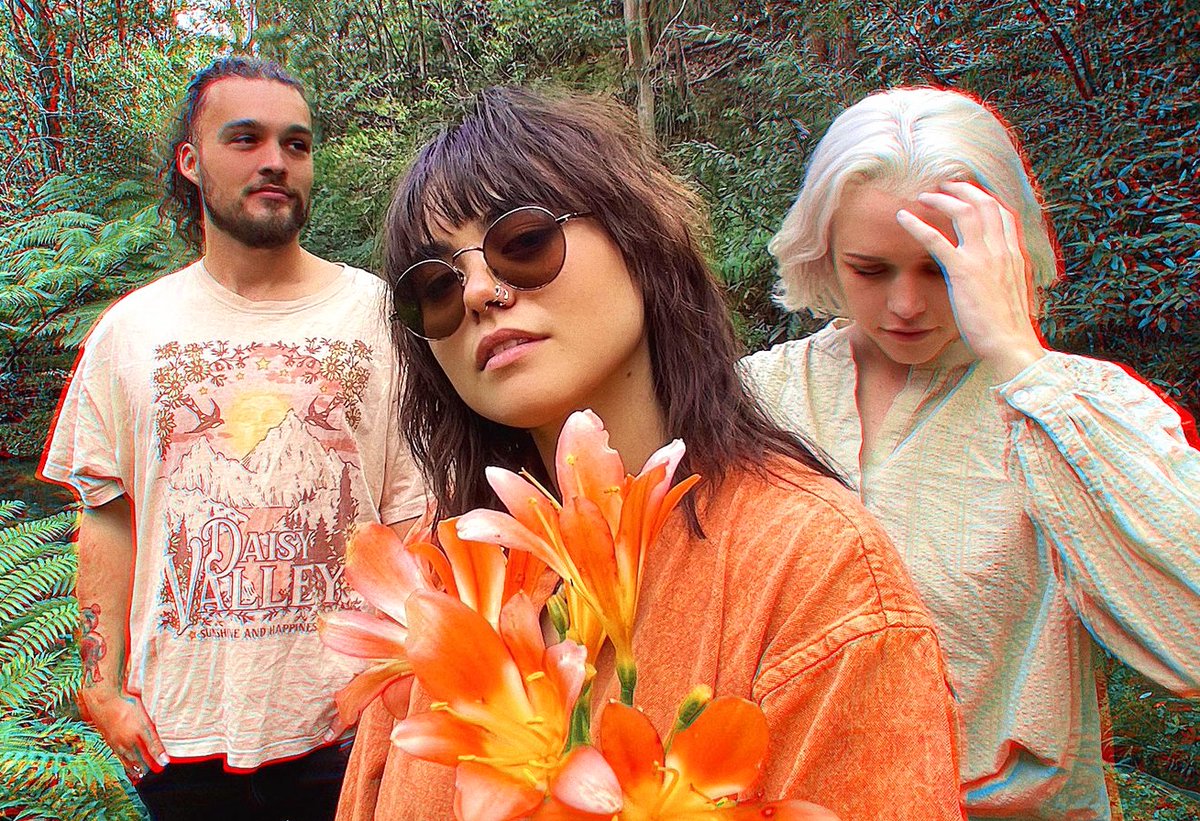MYSTIC SONS (@mysticsons) on Twitter photo NEW MUSIC DISCOVERY - 25.04.22 ft. @Apricot_Ink @WeAreCelestines @OliveFeather <a href="/BrokenFiresBand/">BrokenFires</a>... mysticsons.com/article/new-mu… NEW MUSIC DISCOVERY - 25.04.22 ft. @Apricot_Ink @WeAreCelestines @OliveFeather <a href="/BrokenFiresBand/">BrokenFires</a>... mysticsons.com/article/new-mu…
