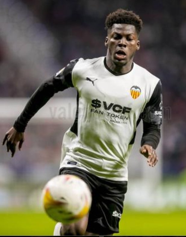 VilaFdz's tweet photo. Lo Hundimos o lo Levantamos ????
Vosotros decidís... Somos el Puto Valencia CF
¡¡ RETWEET OBLIGATORIO !!
VAMOSSS @yunusmusah8  eres uno de los nuestros 🦇🦇🦇🦇 https://t.co/g6cfj4Zfam