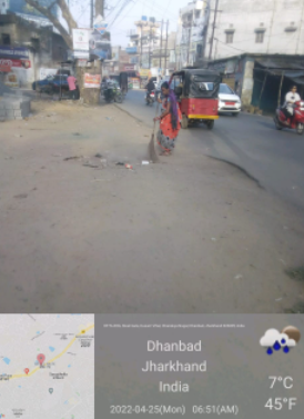 dhanbad_sbm's tweet photo. @SwachSurvekshan Swachta 24X7 Sweeping DMC Team
To sensitize Citizen Ban on Single Use Plastic 
Dhanbad Nagar Nigam Dhanbad
@swachhsurvekshan2022 @swachhsurvekshan2022Dhanbad 
@SwachhJharkhand
#SwachhSurvekshan2022
 #SwachhSurvekshan2022Dhanbad https://t.co/avrAvrnY0j