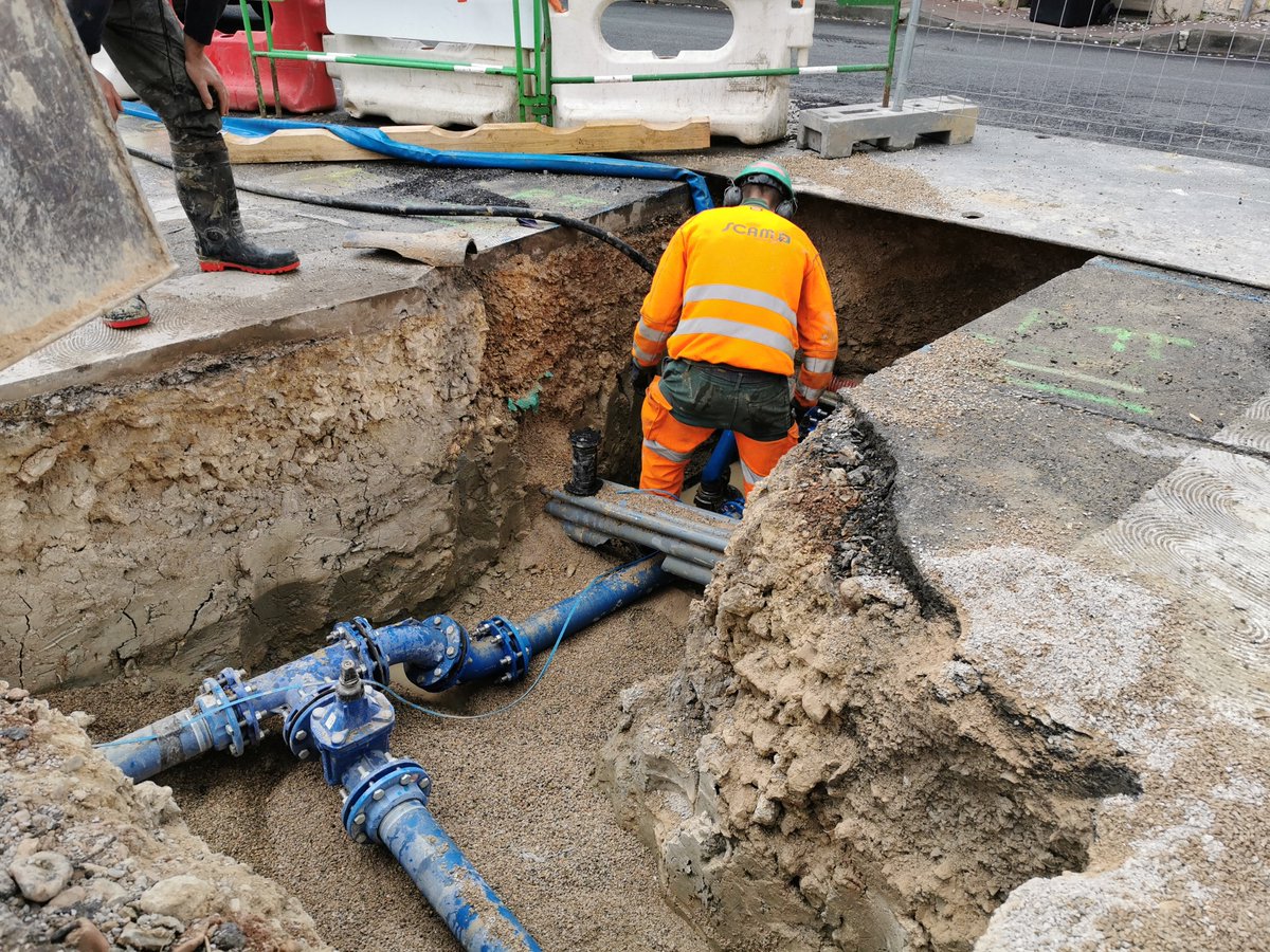 RegiedeseauxM3M's tweet photo. 🚧 Dans la rue Charles Gide à #Montpellier, nous avons effectué avec notre prestataire @ScamTp le renouvellement de conduites d'#eau potable. 

Les branchements des compteurs des riverains ont ensuite été faits par nos agents.

Un investissement d'environ 80 000€ HT. https://t.co/4gbcqAh4Em