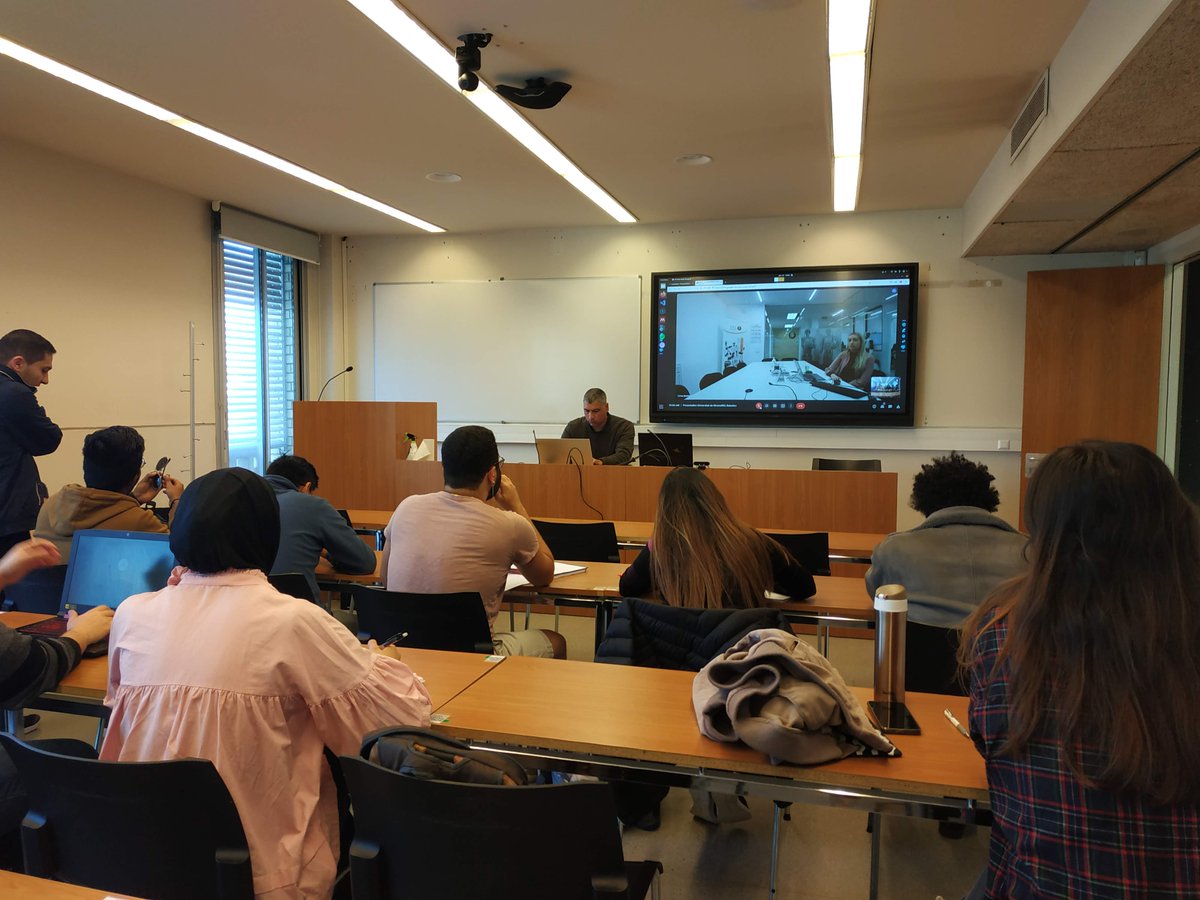 IfrosMaster's tweet photo. Today we have a special guest, Lorna McKinlay from @PALRobotics, is talking about Service Robotics to improve people's quality of life, as part of the Hands-on Perception course of the masters. 

#Industry #AssistedLiving #technology https://t.co/87sEMeT7jf