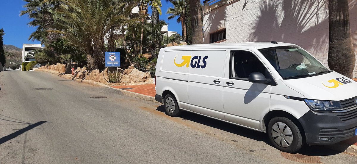 francis_alm's tweet photo. I love Mojacar jajaja vamos!!! #Driverday https://t.co/zmAwnTxBqB