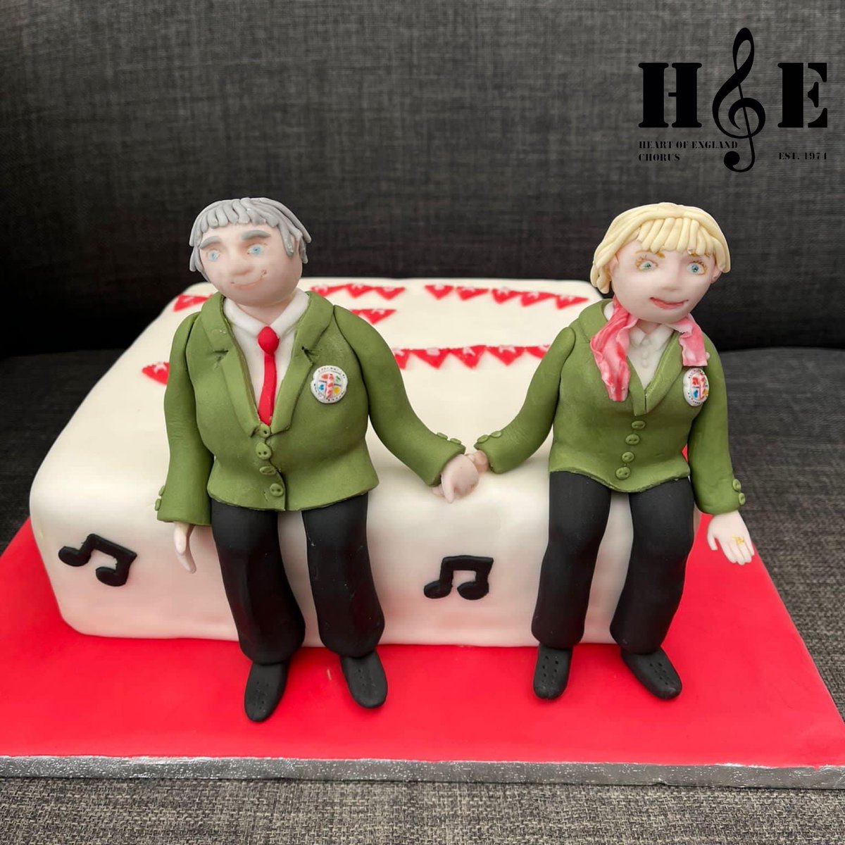 Happy 40th Wedding Anniversary to Ian &amp; Sarah Phillips. They met in June 1977 at a Heart of England Chorus open night and have Barbershop music to thank for their relationship <a href="/singBABS/">BABS</a> #40thanniversary #weddinganniversary #barbershop #hoechorus #sing2022 #mixedchorus 🥂💈