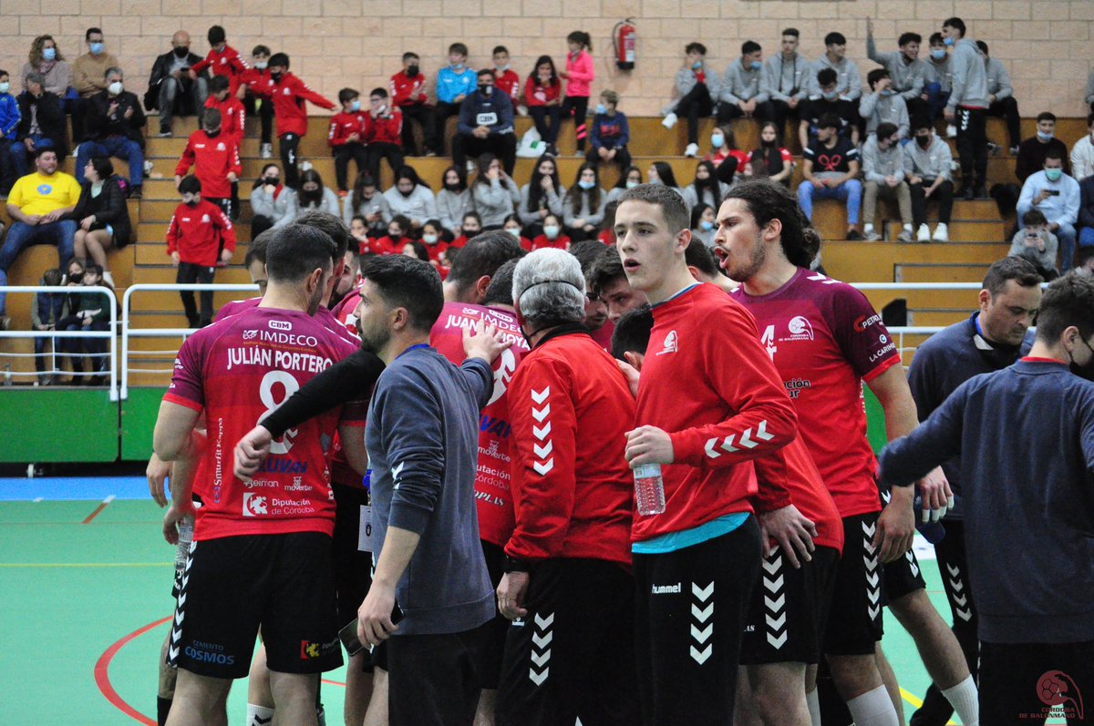 CordobadeBM's tweet photo. A lo mejor el favor que os pedimos es grande, pero solo queremos que juguéis con nosotros en Fátima el sábado (19:00) Nos visita @BalonmanoSoria y nos va la vida en ello. Costó mucho llegar a Plata, ayudadnos a seguir. Juntos somos más fuertes
Rte: Plantilla CBM
#OrgulloGranate https://t.co/SOghvPogCc