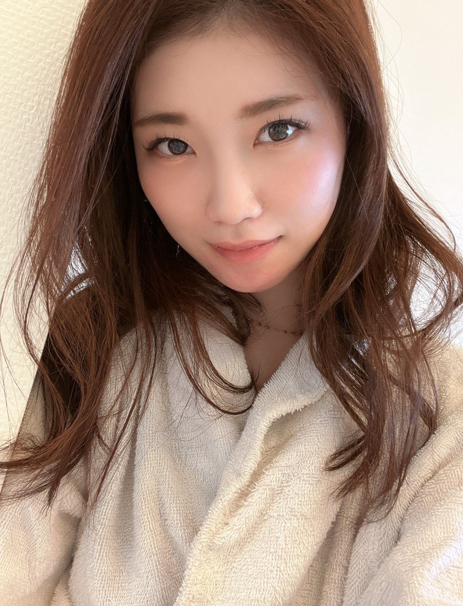 桧山ゆりか🍑 天性のスケベ on X: 今日はまた沢山良い汗をかかせていただきました…💓笑  まだまだ不慣れな自撮りもちょっとずつ載せていけたら良いなと思います♪ t.cof3KlJfLrvr  X