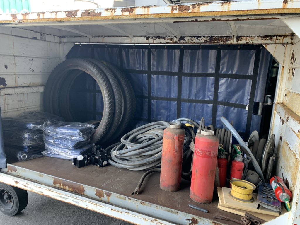 5S-NRT ramp GSE team diagnosed..1-unrepairable dolly, 2-sleeping parts, 3-outdated fire extinguisher, TTL 5,500lbs in weight sorted to be scraped, AND for free!(irons and steels to be sold)
 #spring5Scompetition #SafetyIOwnit @AOSafetyUAL @TY40222349 @BaldeviaEilis