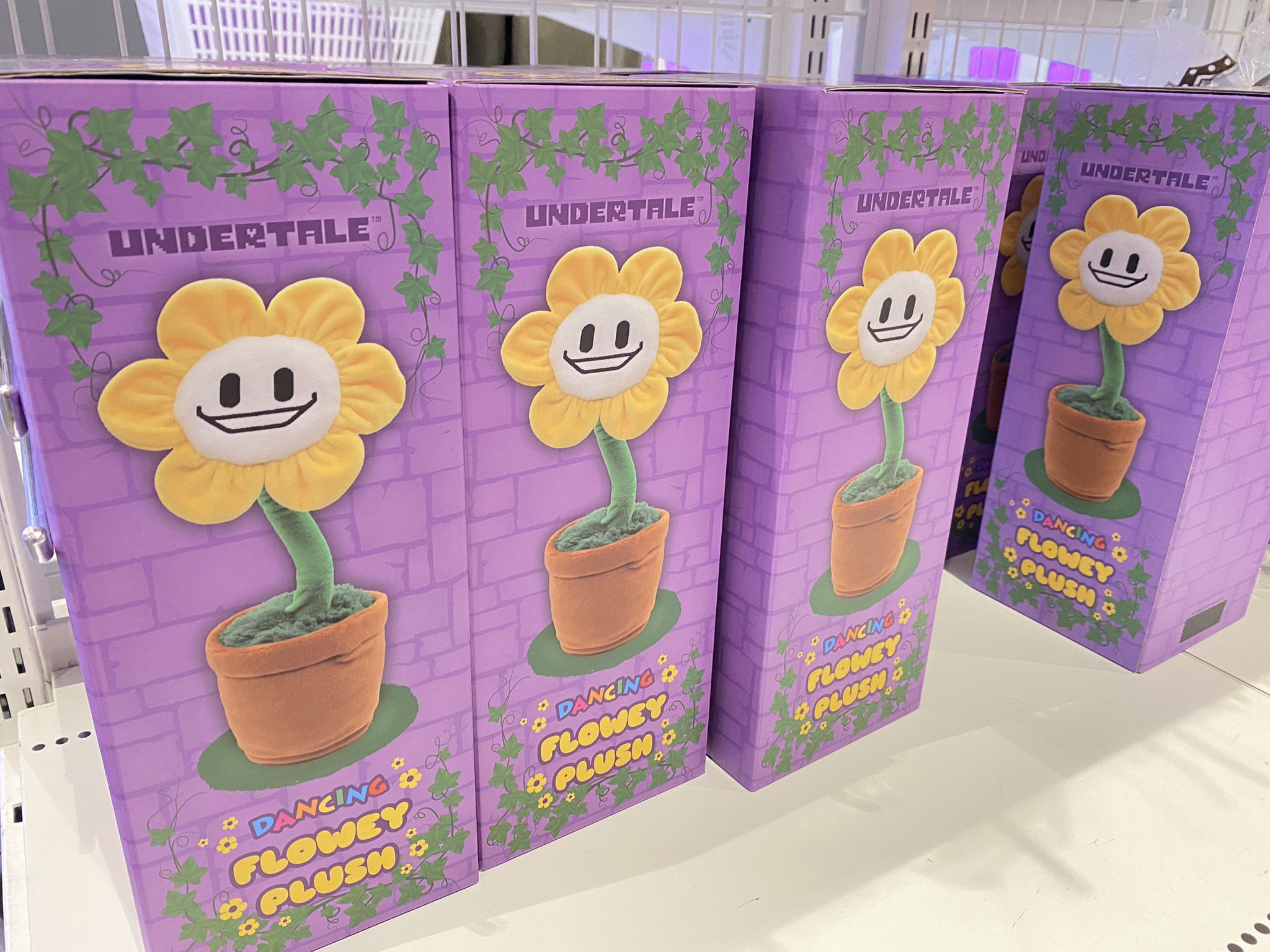 Amazon.co.jp: UNDERTALE アンダーテール ダンシングフラウィ