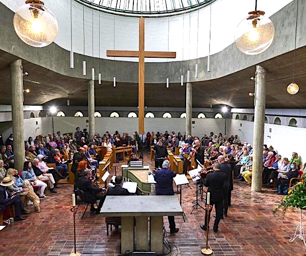 theartsdesk.com (@theartsdesk) on Twitter photo ★★★★★ Bach's six Brandenburg Concertos paired with six newly-composed works by #ThomasKemp & #ChamberDomaine for Music@Malling was a total success says @DavidPNice <a href="/musicatmalling/">music@malling</a> bit.ly/3vexHny
Image ★★★★★ Bach's six Brandenburg Concertos paired with six newly-composed works by #ThomasKemp & #ChamberDomaine for Music@Malling was a total success says @DavidPNice <a href="/musicatmalling/">music@malling</a> bit.ly/3vexHny
Image
