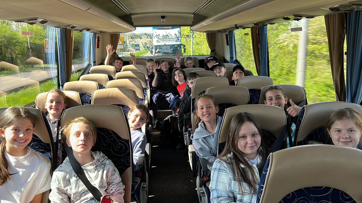 missjohn91's tweet photo. We are on our way! Lots of very excited children! https://t.co/0jUwbpFqIW