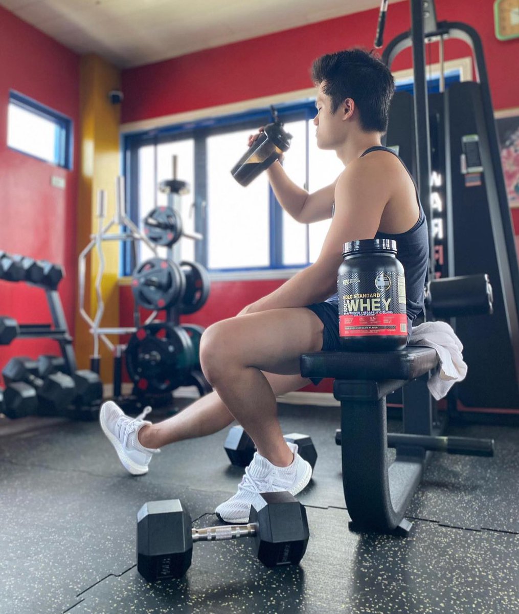 My routine wouldn’t be perfect w/o a post workout drink. 

Gratefully, I got Optimum Nutrition Whey protein. In just 24g of whey per serving, it would boost my muscle building/recovery. ON Gold standard is my postworkout drink and I am confident wth the protein quality im getting https://t.co/0C38pzojdj