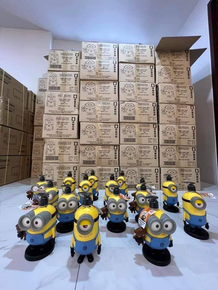 WOOZI_'s tweet photo. minions shower cream มีให้เลือก 2 กลิ่น ขนาด 400 ml

บ็อบ (ตัวอ้วน มีสองตา)
: ครีมอาบน้ำ #กลิ่นแอปเปิ้ล หอมสดชื่นสุดเฟรช
เควิน (ตัวสูง ตาเดียว)
: ครีมอาบน้ำ #กลิ่นพีช หอมฟุ้งสุดฟิน

📌📌ราคาตัวละ  289 บาท📌📌

ค่าส่ง 40 บาทครับ

#กำไรส่วนหนึ่งเป็นค่าใช้จ่ายในการฟอกไตของผมครับ https://t.co/gIjAiNYjRj