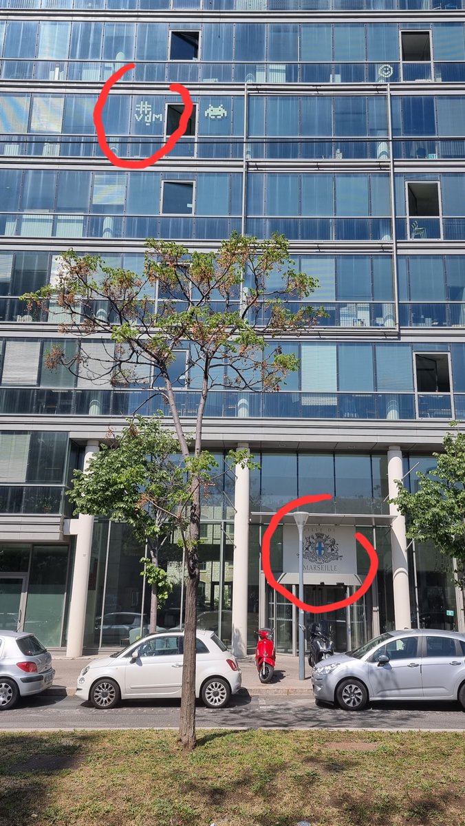 psion007's tweet photo. On leur dit que #VDM ça signifie "Vie De Merde" et pas "Ville De #Marseille" ? Non, hein... https://t.co/6u0GtIagBF