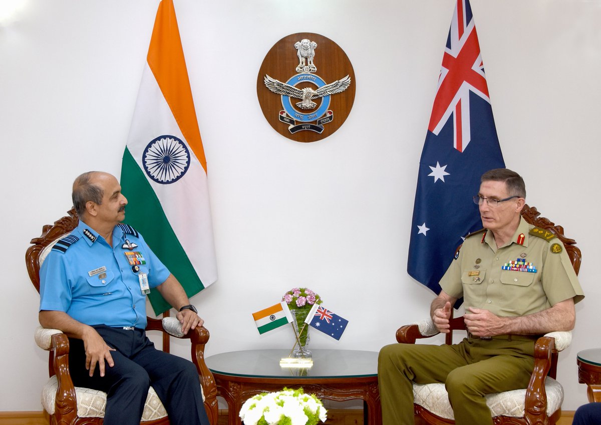 IAF_MCC's tweet photo. General Angus Campbell, Chief of Defence Forces, Australia called on Air Chief Marshal VR Chaudhari #CAS today.

Contemporary issues of mutual interest and avenues to enhance defence cooperation were discussed between both the Chiefs.

#DefenceCooperation https://t.co/iODiJpuAqb