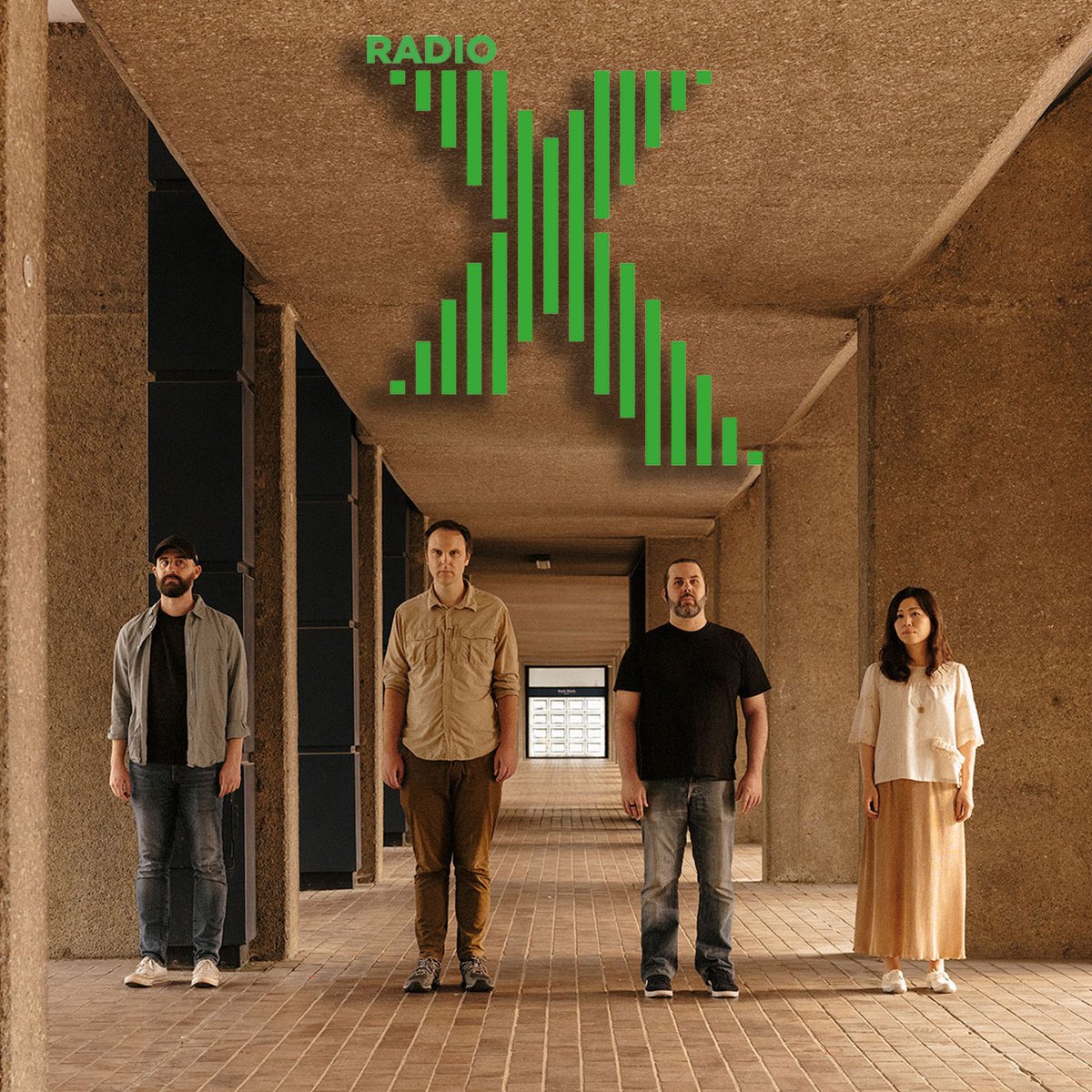 FutureproofPR's tweet photo. #ICYMI Boom!💥Fantastic to see @RadioX's #music guru @JohnKennedy played energetic #newsingle #TheHum fm #altrock maestros @mountforel on #XPosure - "blimey that's good"!🔥Check out the show that's always first w/ the best #newmusic👇Cheers John🤩
#MFTH22
https://t.co/XPBa6DF56J https://t.co/NOQFzDkhA2