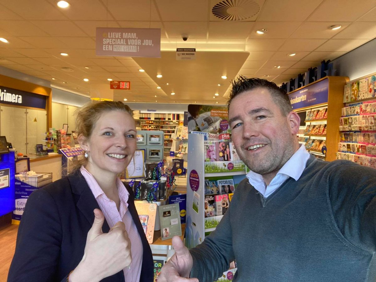 In de spotlight: Jelle en Daphne van Primera Noorderpoort in Drachten.
Lees verder >> foox.nl/nieuws/in-de-s…

#fooxgroothandel #hartelijkgeleverd #primeranoorderpoort #primera #drachten