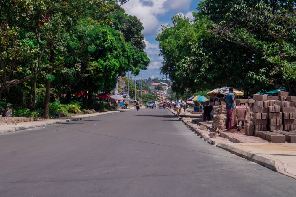 ABCsarl_rdc's tweet photo. #Kinshasa Avenue Masikita, dans la commune de Ngaliema, déjà réouverte, nous poursuivons avec les travaux de construction des caniveaux qui conduiront à l'évacuation des eaux. Merci de nous faire confiance ! https://t.co/Ihc541TpYY