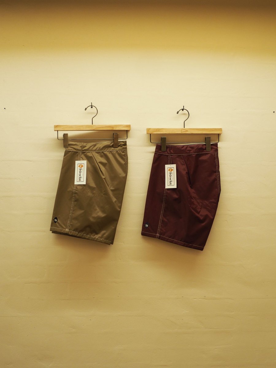 PSS_tokyo's tweet photo. "NEW ARRIVAL"
〈YELLOW RAT〉
夏の定番、YELLOW RATのアメリカ製サーフトランクスが入荷しました。

サーフィンはもちろん、様々なウォーターアクティビティに使用可能。

クラシックなスタイルがお好きな方是非！

#ピルグリムサーフサプライ
#yellowrat https://t.co/ndKLXOr5cS
