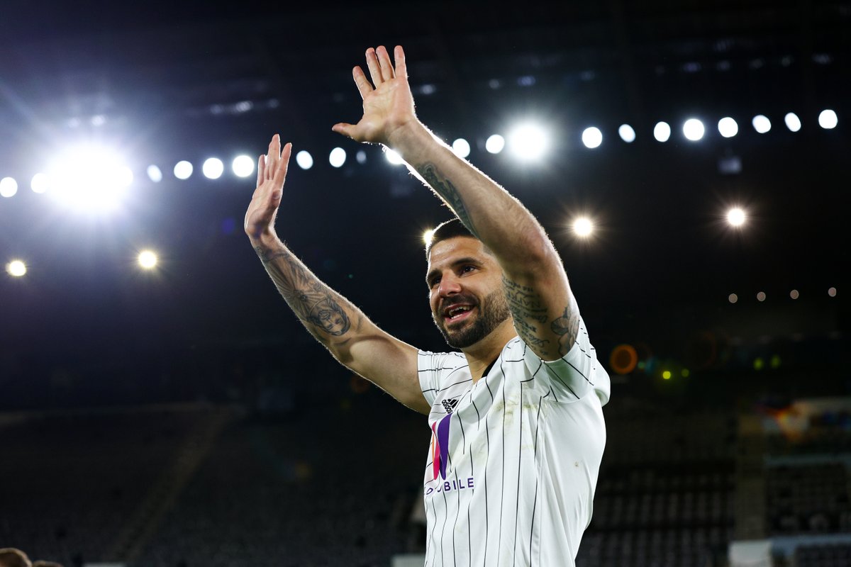 MirrorEFL's tweet photo. Championship team of the season announced as Aleksandar Mitrovic lands best player award

https://t.co/vreoNllEbu https://t.co/l1c1FR55C9