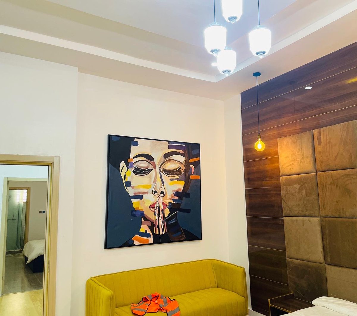 Frameb0ygram's tweet photo. Frames that fits @larryjayconcepts on ig gat you always check them out 
#interiordesign #interiordesignmasters #interiorstyling #framesinlagos #RealEstate #realestateagent #wallart #HotelStory https://t.co/5jjvMKCqO3