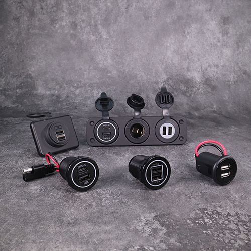 Yeming_Nine's tweet image. 【NEW】YM1248 Railway applications 12v usb socket EN50155 dual usb car charger
Continuously ordering and production🤝
#carcharger #rvparts #usbcharger
more details👇cableym.com/products/Railw…