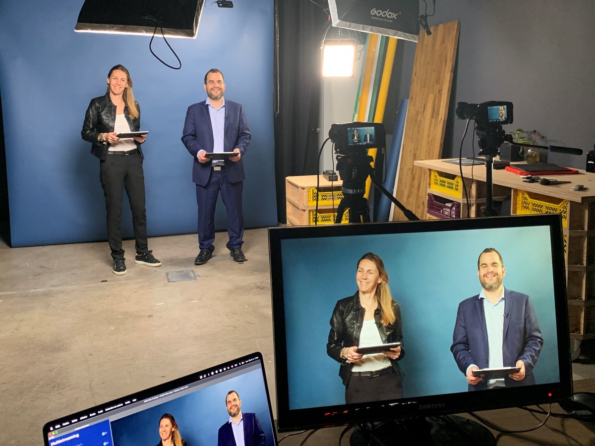HECParis's tweet photo. 🔴 [LIVE] #EconomicDecoupling And The Future Of The European Ideal with #HECprof @jeremyghez. Join us and ask your questions on @LinkedIn Live ➡️ https://t.co/vcGWxxz7Rv cc @HECKnowledge @sandchauvin #LinkedInLive https://t.co/yLhUHegfV1