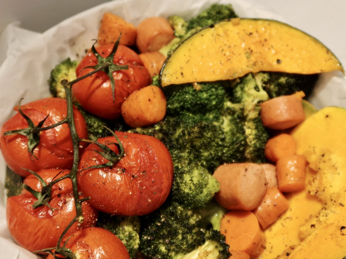 Da1sy1007's tweet photo. 🍂Autumn is coming! Let's try some healthy and delicious autumn roasted vegetables. ➡️ https://t.co/wDjDMBCfmP https://t.co/cRGOFuX8ub