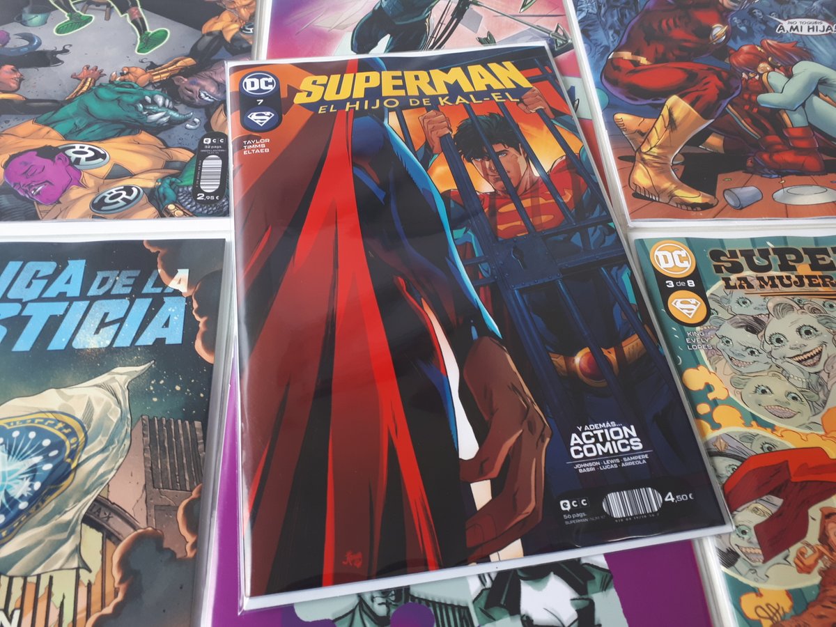 eccediciones's tweet photo. ¡#JonathanKent se ha labrado el odio de un poderoso enemigo en #Superman núm. 7/117! El joven héroe quiere que la Tierra siga siendo un lugar seguro para cualquier ser vivo, ya sea humano o alienígena. Pero #HenryBendix está dispuesto a acabar con él.
🦸 https://t.co/OKZG5WUSeF https://t.co/nvzdfIIQbD