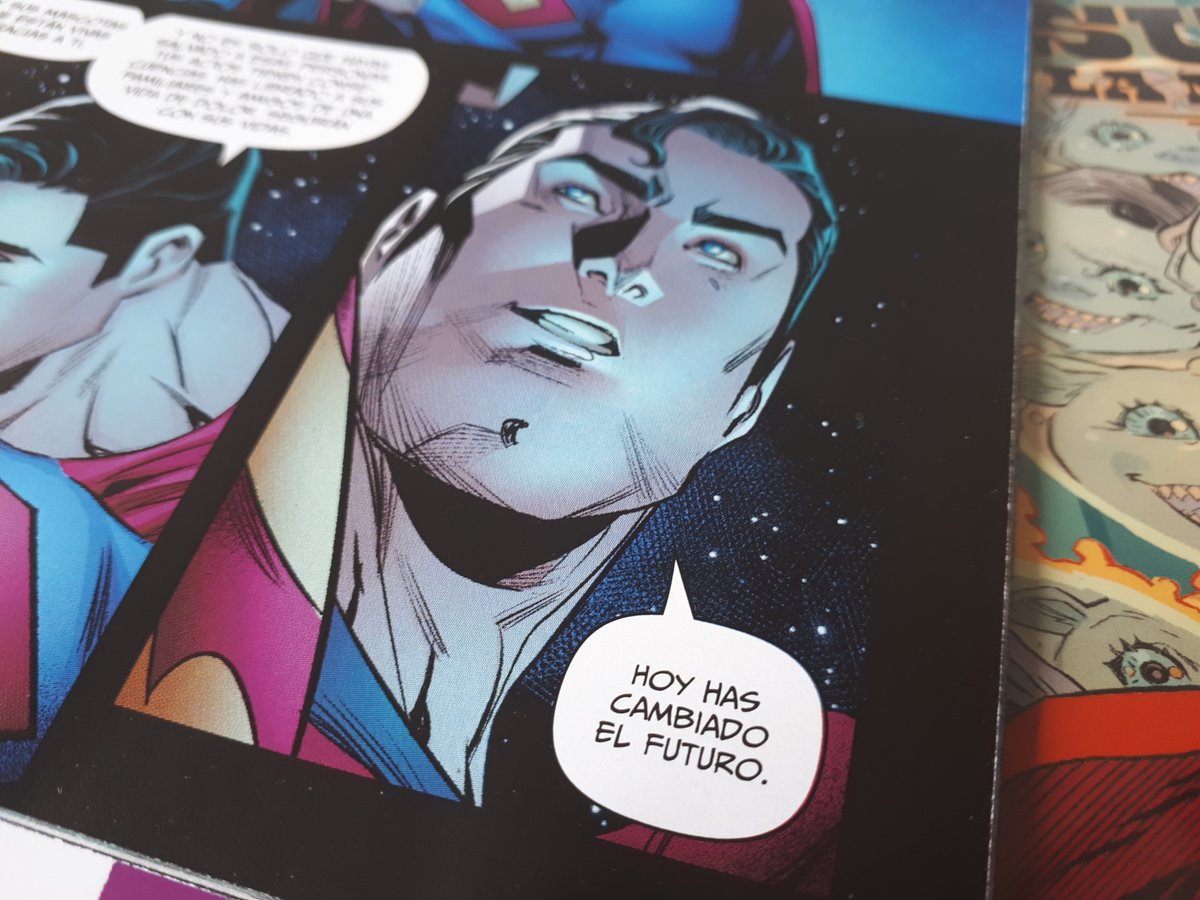 eccediciones's tweet photo. ¡#JonathanKent se ha labrado el odio de un poderoso enemigo en #Superman núm. 7/117! El joven héroe quiere que la Tierra siga siendo un lugar seguro para cualquier ser vivo, ya sea humano o alienígena. Pero #HenryBendix está dispuesto a acabar con él.
🦸 https://t.co/OKZG5WUSeF https://t.co/nvzdfIIQbD