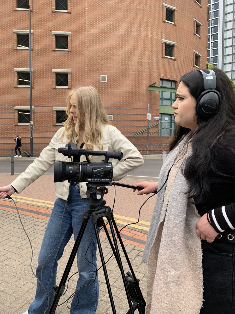 News story: A&amp;E waiting times - what can be done to improve this throughout the Uk and how is this affecting our public? 

#leedshacks