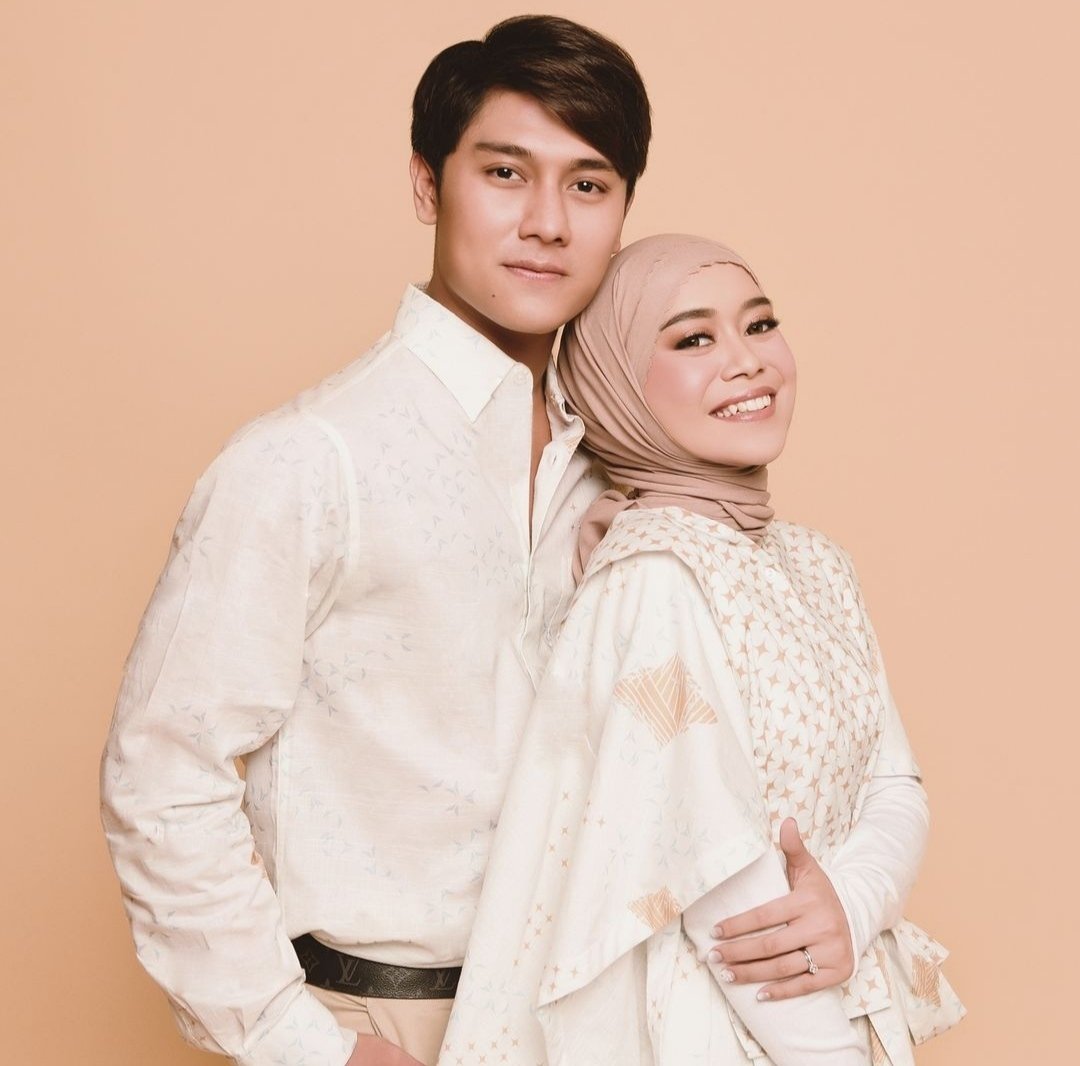 NurulArfa6's tweet photo. Jangan lupa ya malam ini jam 7 fditv kesayangan anda
#leslardishoppe https://t.co/0SBAev3ppY
