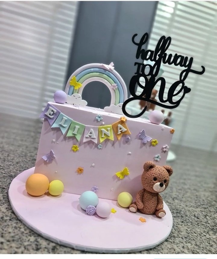 dcakepawns's tweet photo. Hello People !!
Happy New Week !!
Love this beautiful piece?Call us today!
Kindly RT 

#dcakepawns #cakes #birthdaycakes #kiddiescakes #noveltycakes #luxurycakes #teddybear #rainbow #cakesinlagos #celebrationcakes https://t.co/ow44f9zIqn