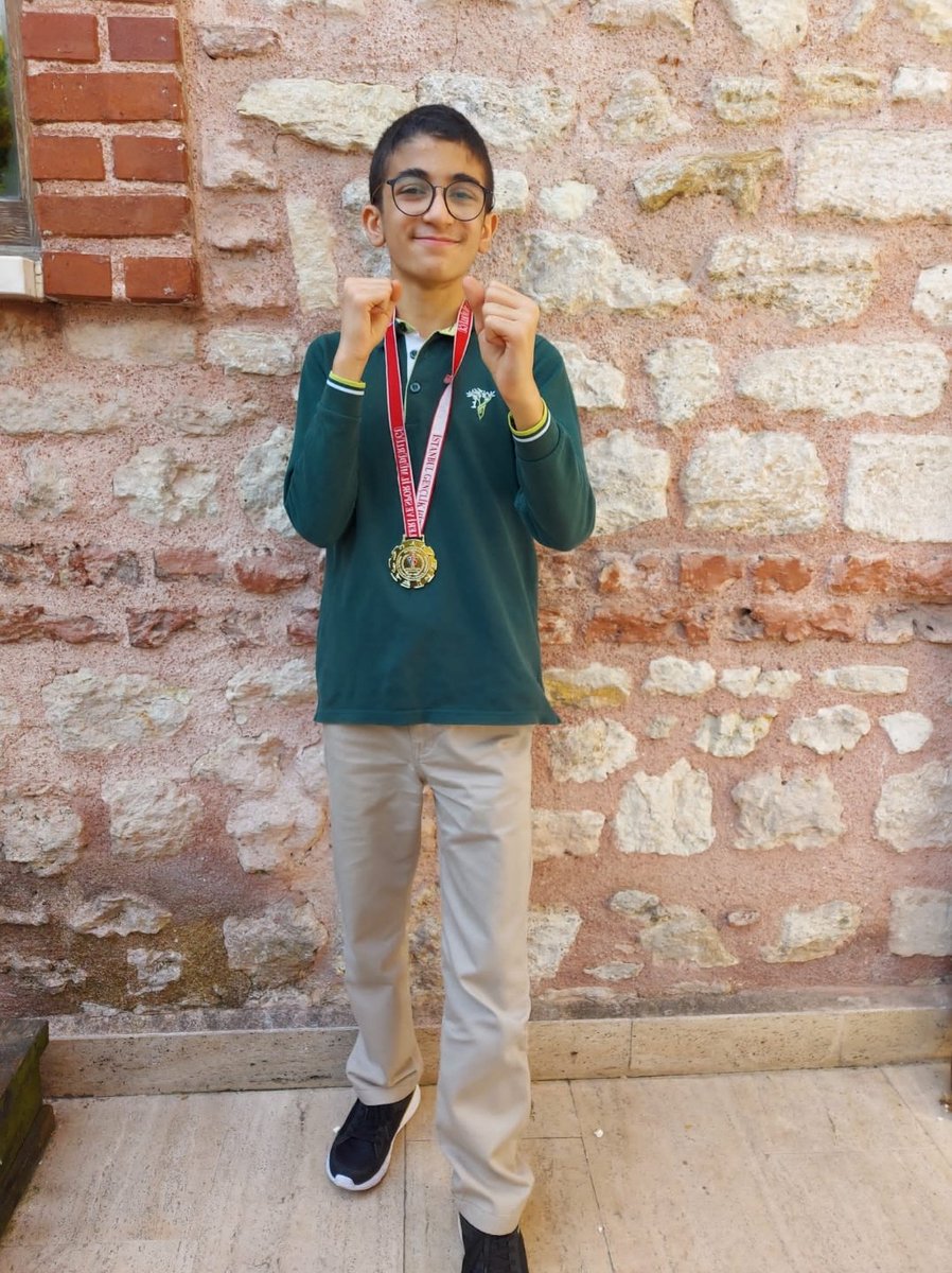 23 Nisan Ulusal Egemenlik ve Çocuk Bayramı Teşvik Şampiyonası'nda Hürkan Emre Toğrul  İstanbul   "Sanda-Light Wushu" yıldızlar  kategorisinde 41 kiloda tüm rakiplerini yenerek ŞAMPİYON olmuştur.Kendisini tebrik ediyor ve başarılarının devamını diliyorum.🏆🎖