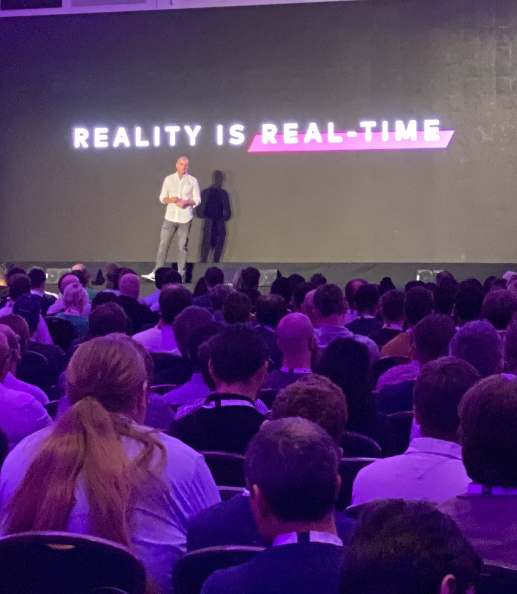 Why is streaming important? Because life doesn’t happen in batch #moderndataflow #kafkasummit